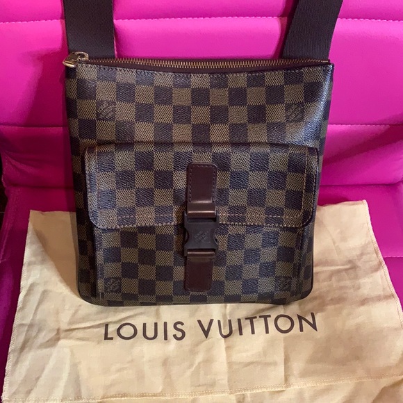 louis vuitton melville